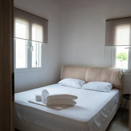 펜션 Luxury House 키트노스